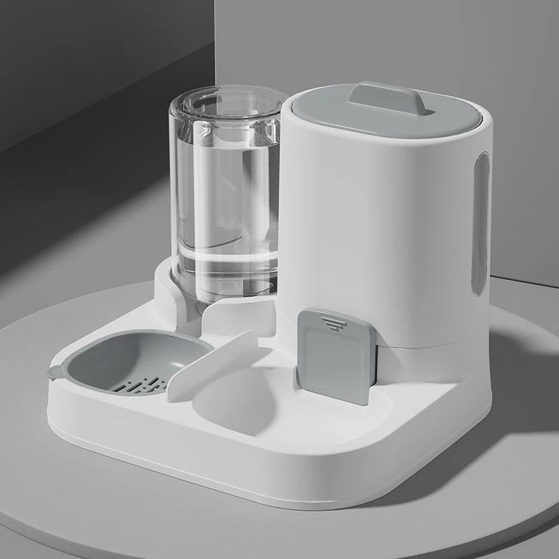 All-Day Pet Feeding Station
